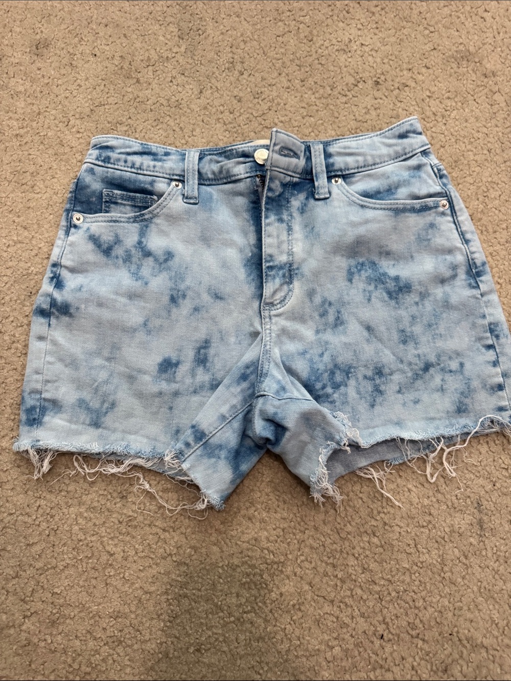 Universal Thread women’s high rise shorts